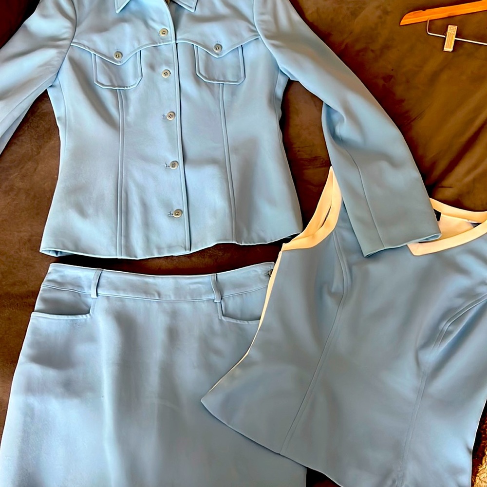 BCNG MaxAzria Powder Blue Suit Size 6